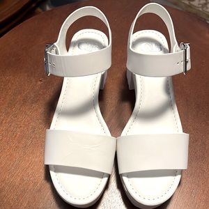 Gianni Bini white platform sandals